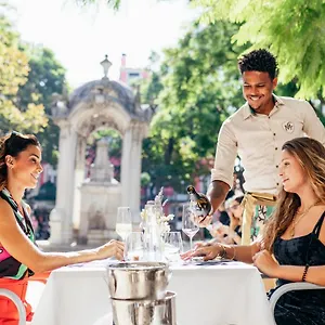https://lisboa-carmo-hotel.hotels-lisbon-portugal.com