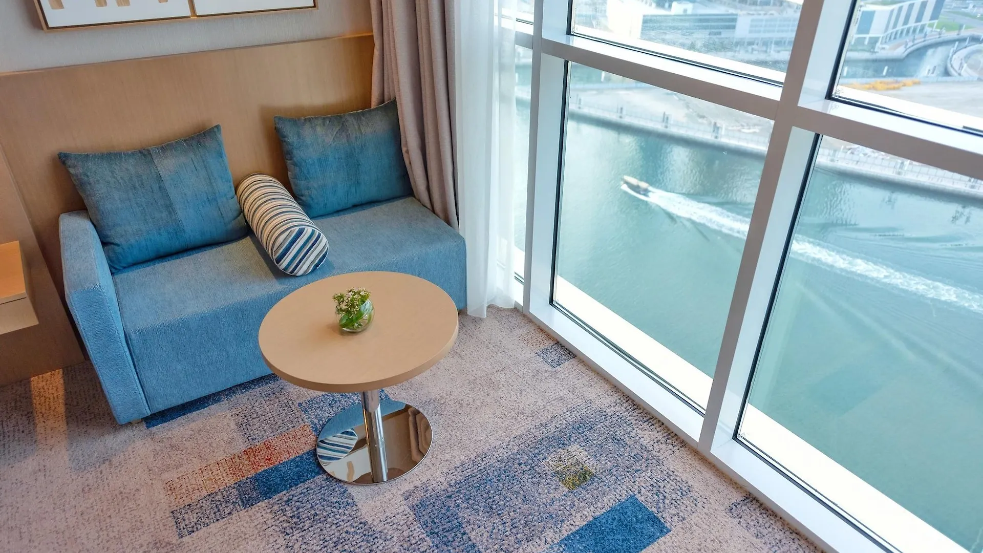 Canal Central Hotel Business Bay Dubai 5*,  United Arab Emirates