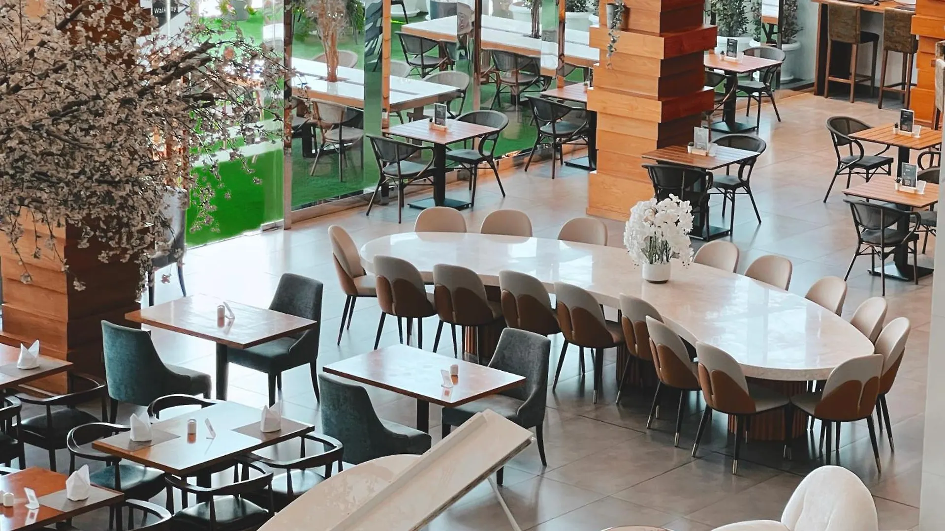 Canal Central Hotel Business Bay Ντουμπάι