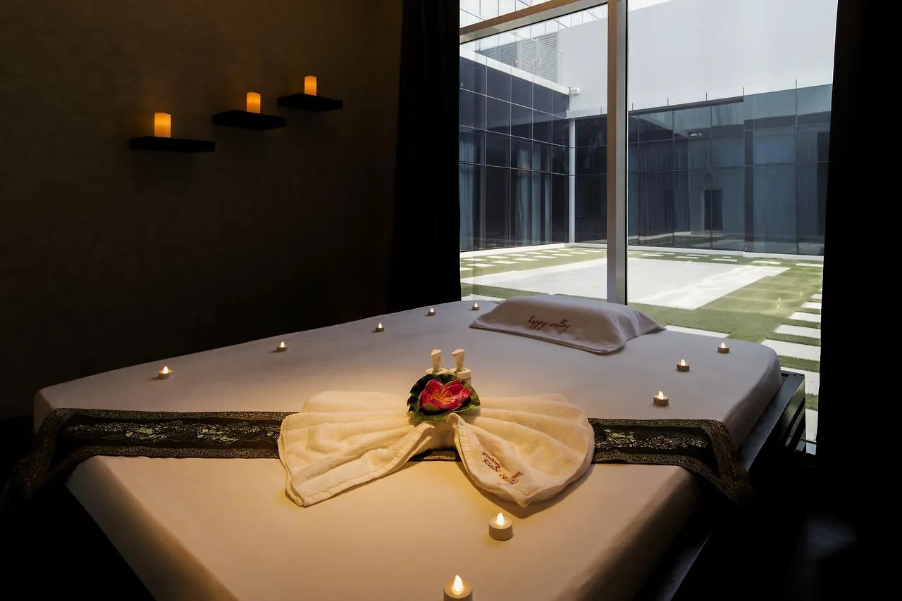 Canal Central Hotel Business Bay Dubai 5*,  United Arab Emirates