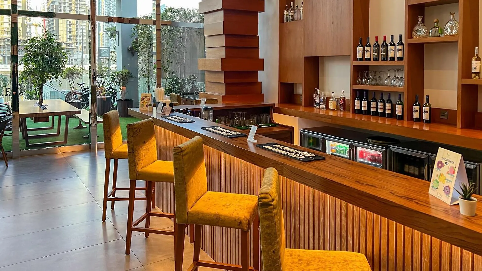 Canal Central Hotel Business Bay Ντουμπάι